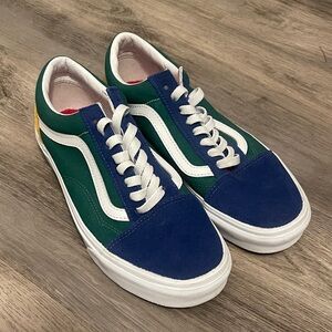 Vans Men's Green and Navy Sneakers